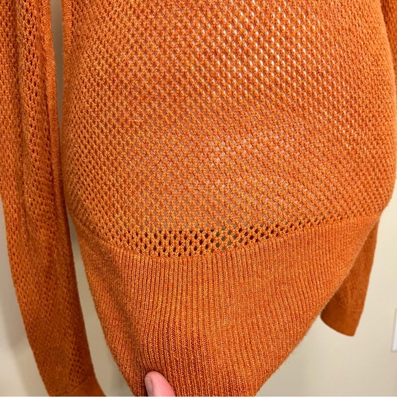 The Limited Loose Knit Wool Blend V-Neck Sweater - Picture 4 of 11